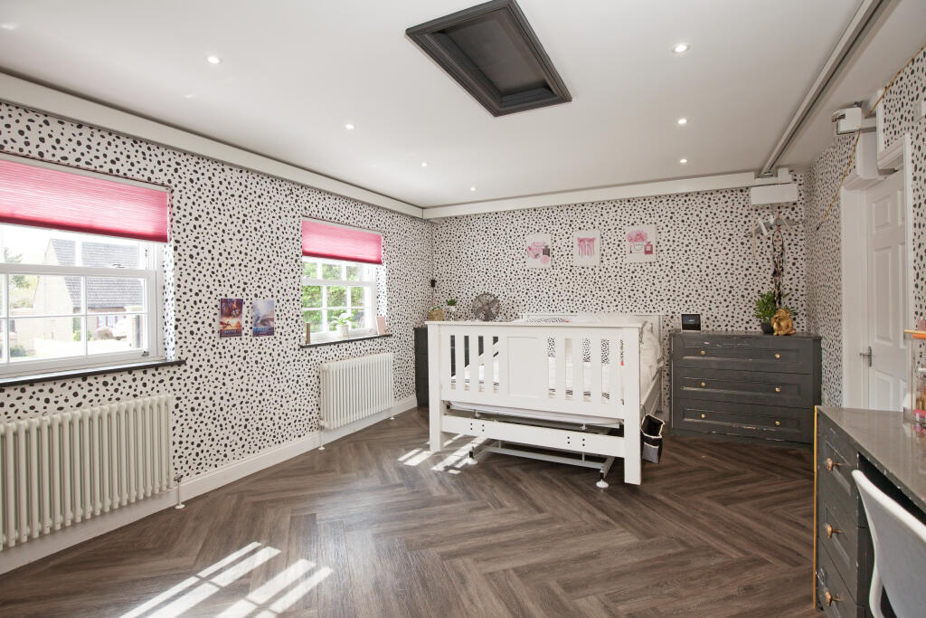 Additional property image - Glebe Road, Ramsden Bellhouse, Billericay