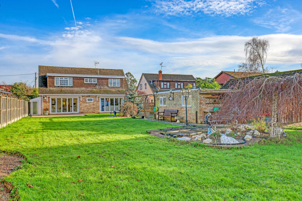 Additional property image - Church Road, Ramsden Bellhouse, Billericay