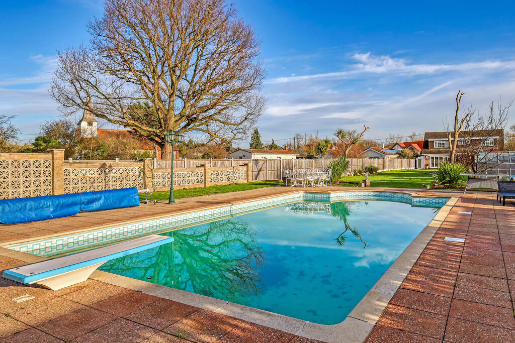 Additional property image - Church Road, Ramsden Bellhouse, Billericay