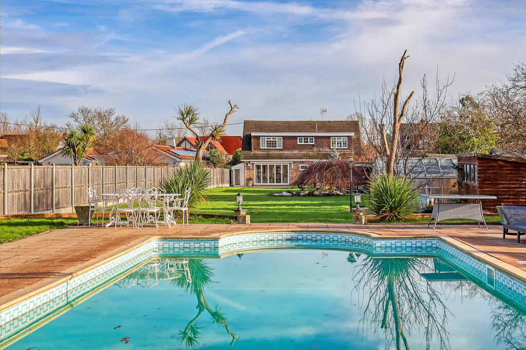 Additional property image - Church Road, Ramsden Bellhouse, Billericay