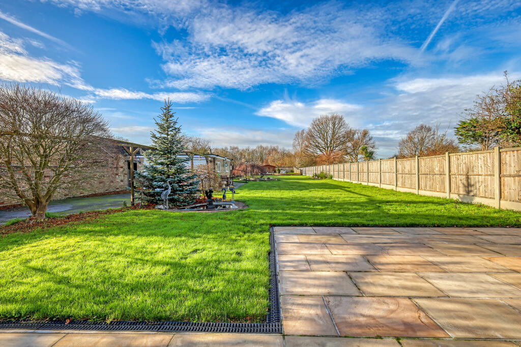 Additional property image - Church Road, Ramsden Bellhouse, Billericay