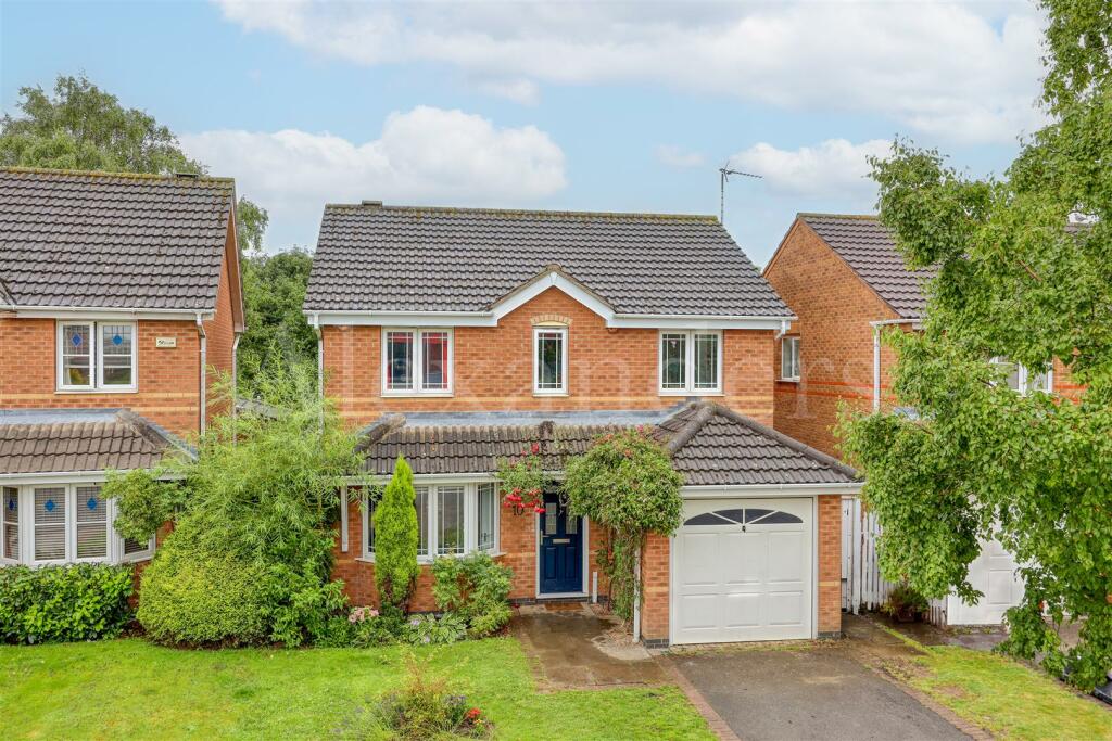 3 bedroom detached house for sale in Little Mill Close, Barlestone, CV13