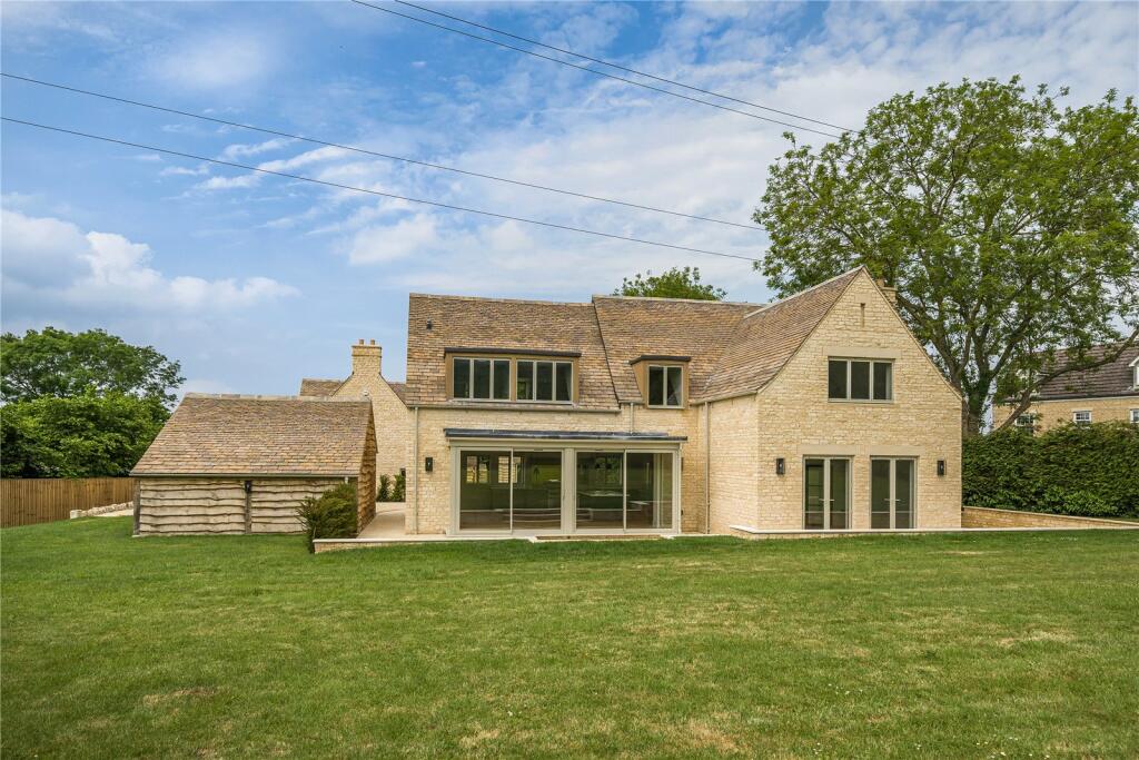 4 bedroom detached house for sale in Noverton Lane, Prestbury