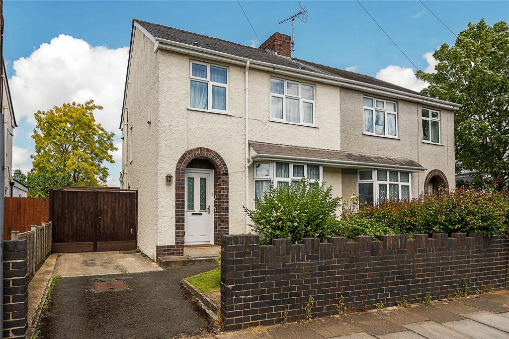 3 bedroom semidetached house for sale in Alstone Croft, Cheltenham, GL51