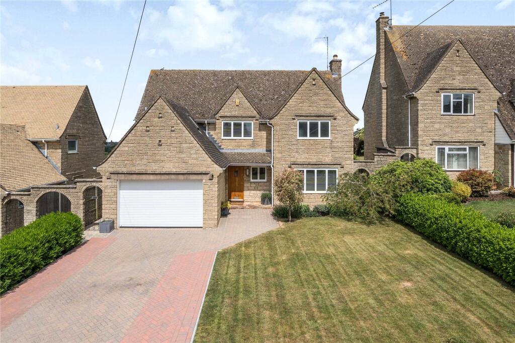 Main image of property: Ratcliff Lawns, Southam, Cheltenham, GL52