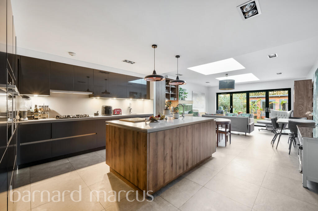 Main image of property: Kingswood Close, LONDON