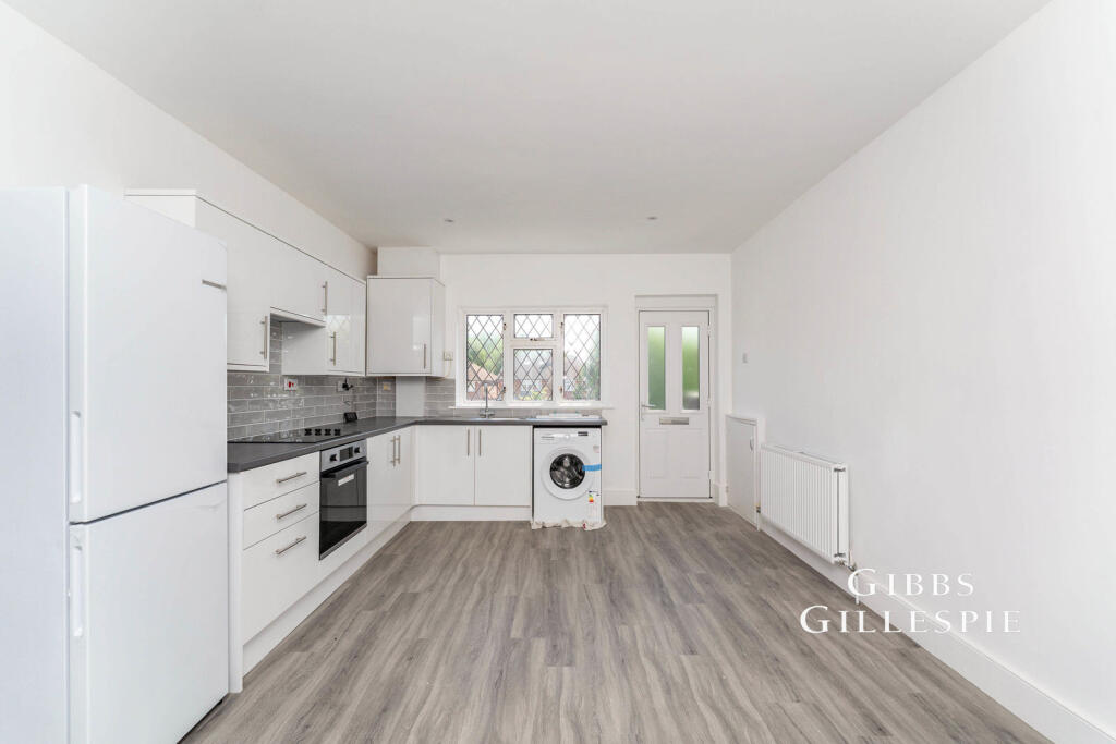 Main image of property: Long Lane, Ickenham, UB10