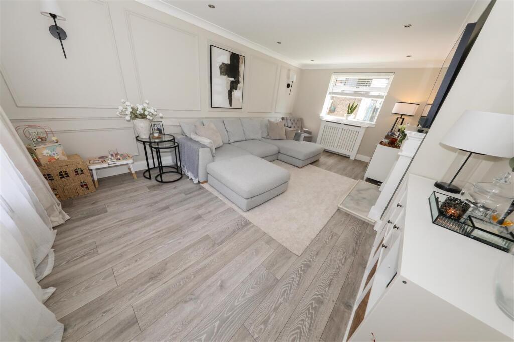 Main image of property: Alves Drive, Glenrothes