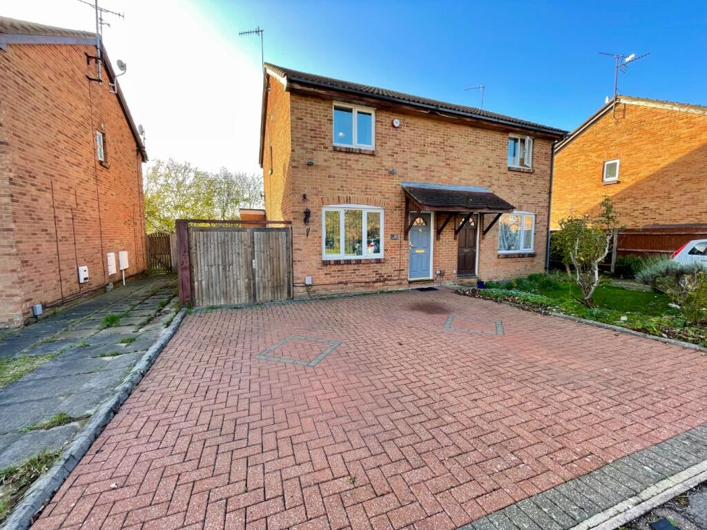 Main image of property: Springfield Road, Luton, LU3 2HF