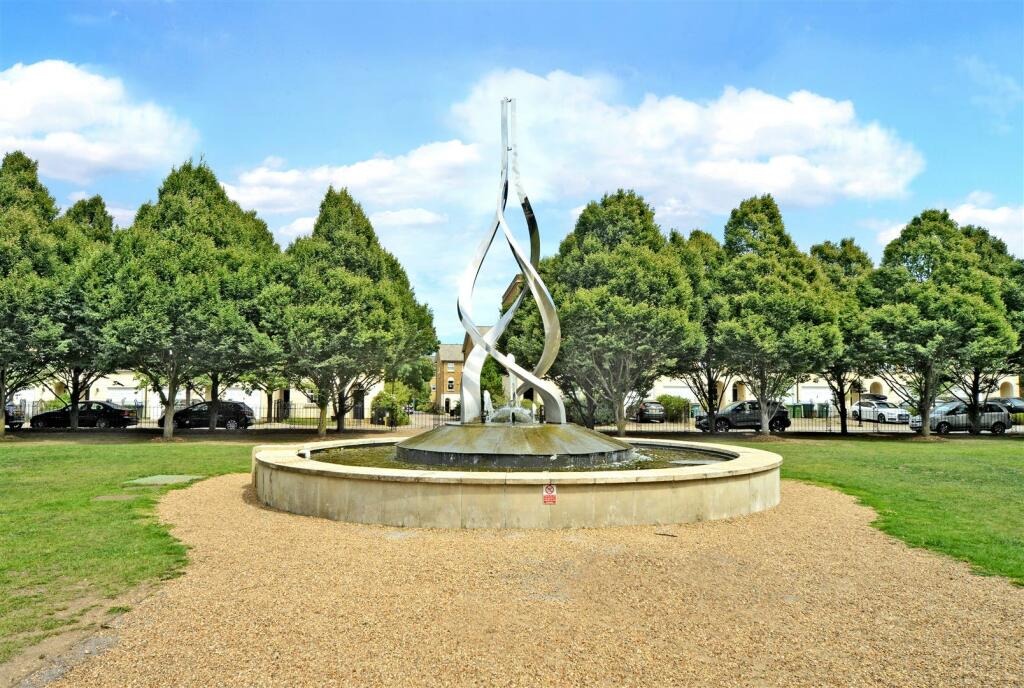 4 bedroom town house for sale in Chadwick Place, Surbiton, KT6