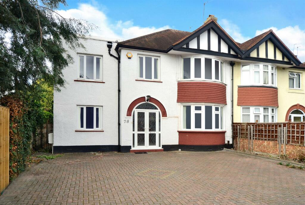 4 bedroom semidetached house for sale in Hook Road, Surbiton, KT6