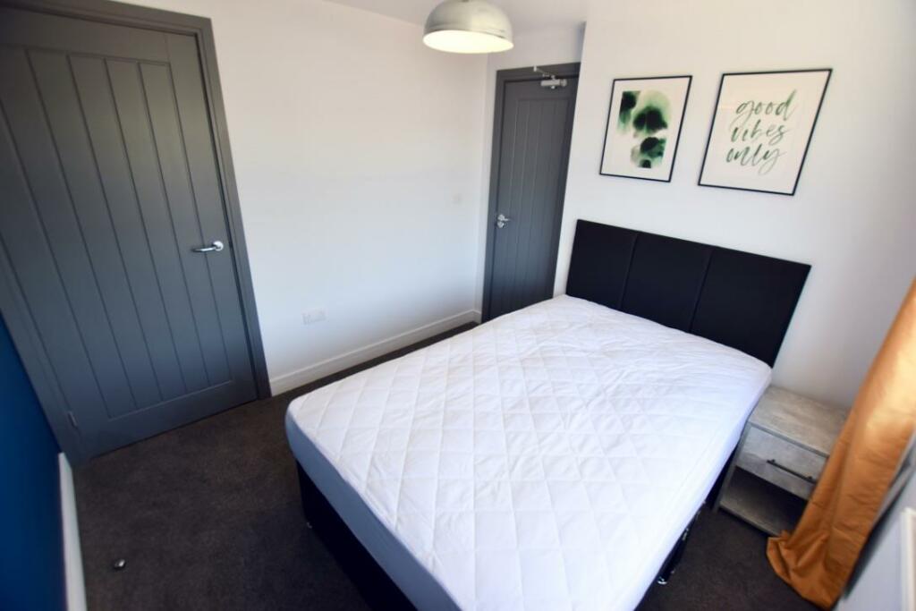1 bedroom house share for rent in Tarrant Walk Walsgrave, Coventry West Midlands CV2 2JJ - DOUBLE ROOM CLOSE TO UHCW, CV2
