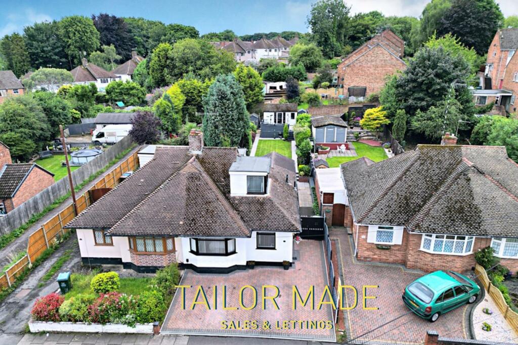 2 bedroom bungalow for sale in Brookside Avenue, Whoberley, Coventry, CV5 IMMACULATELY