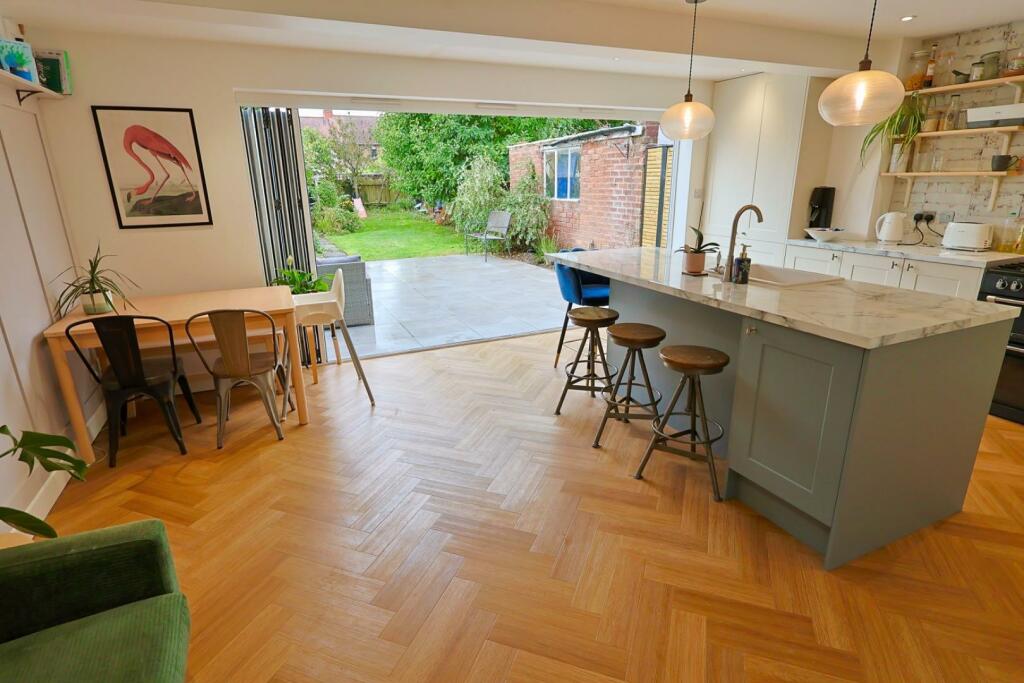Additional property image - Kenpas Highway, Finham, Coventry