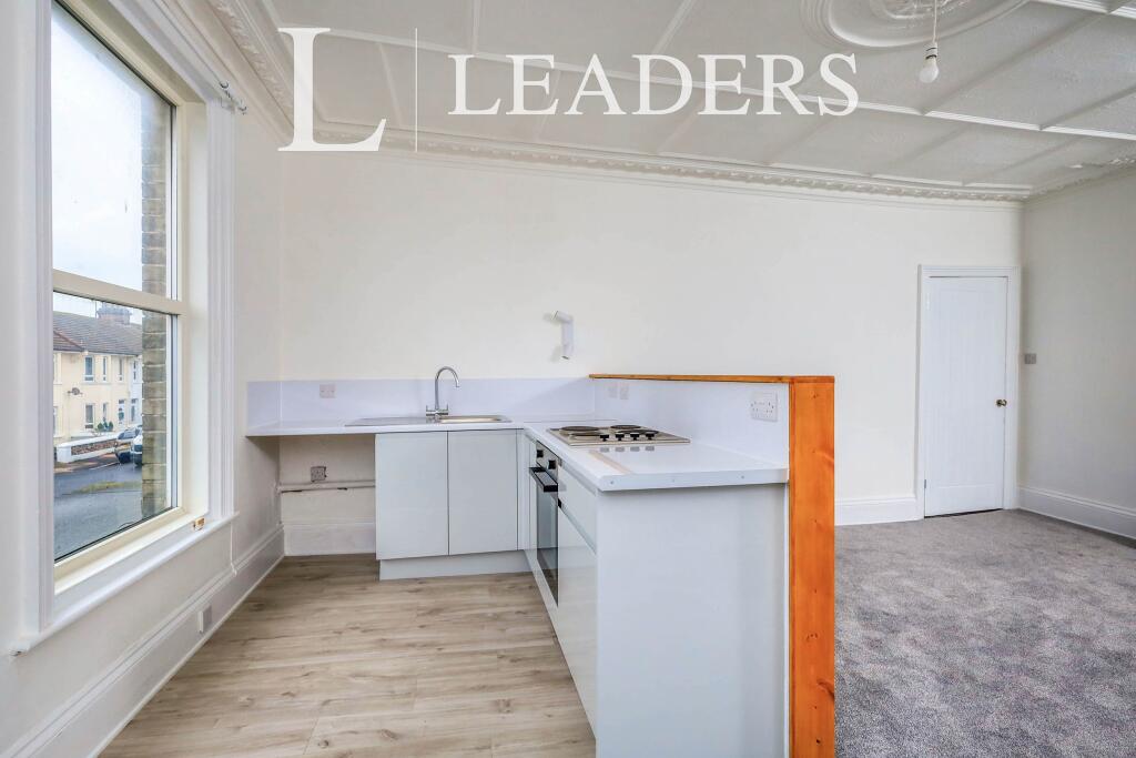 Additional property image - Beach Road Area