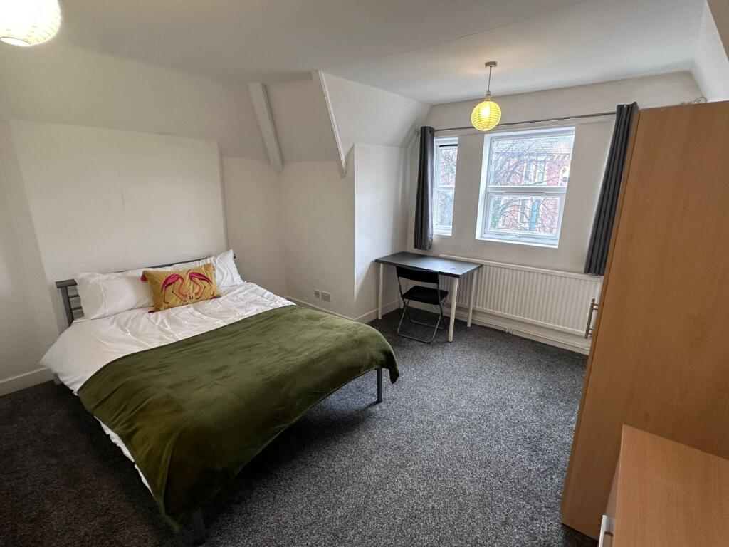Main image of property: 4 Bed, Arthur Street, Nottingham, NG7