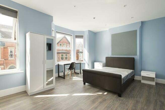 Main image of property: 4 Bed, Derby Grove, Nottingham, NG7