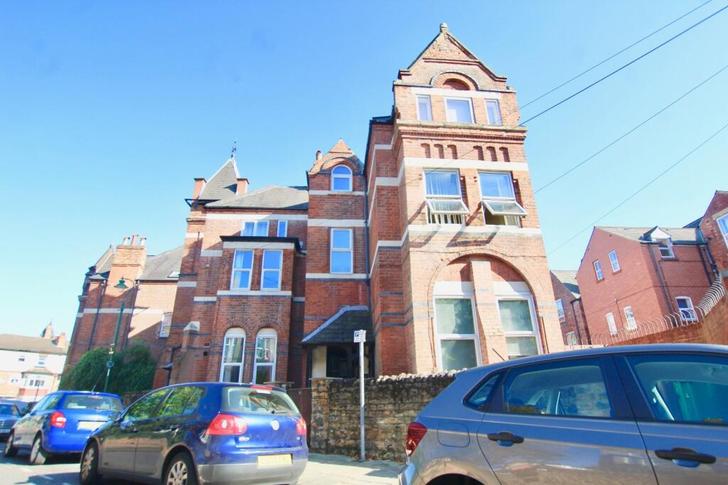 Main image of property: Gedling Grove, Arboretum, Nottingham, NG7