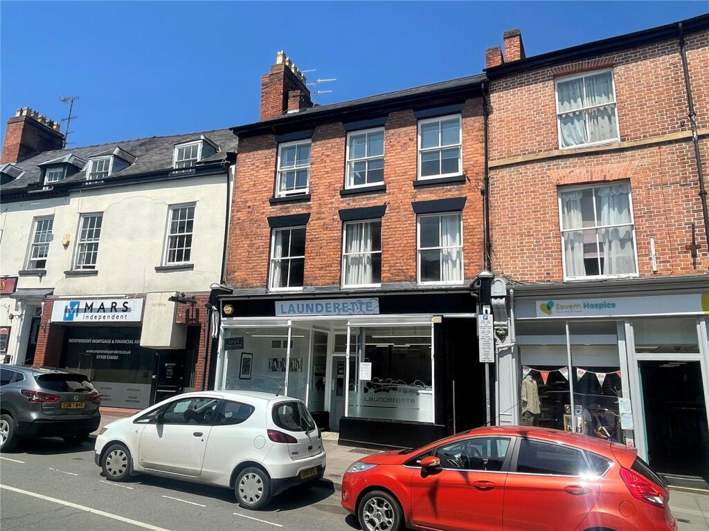 Studio flat for sale in High Street, Welshpool, Powys, SY21
