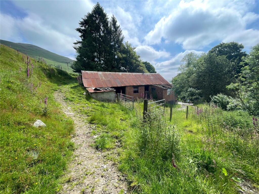 Detached house for sale in Maengwynedd, Llanrhaeadr Ym Mochnant, Oswestry, Powys, SY10