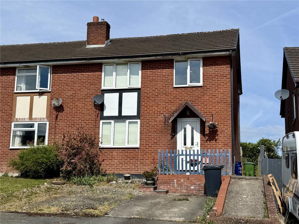 Main image of property: Maes Derwen, Llanfair Caereinion, Welshpool, Powys, SY21