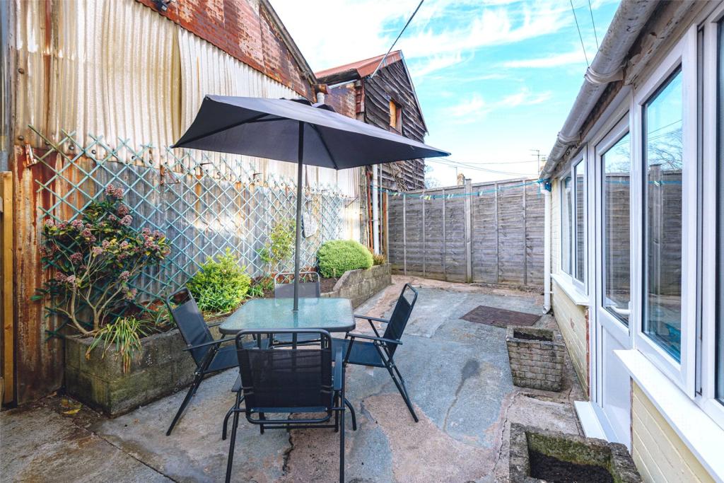 3 bedroom terraced house for sale in Long Bridge Street *, Llanidloes
