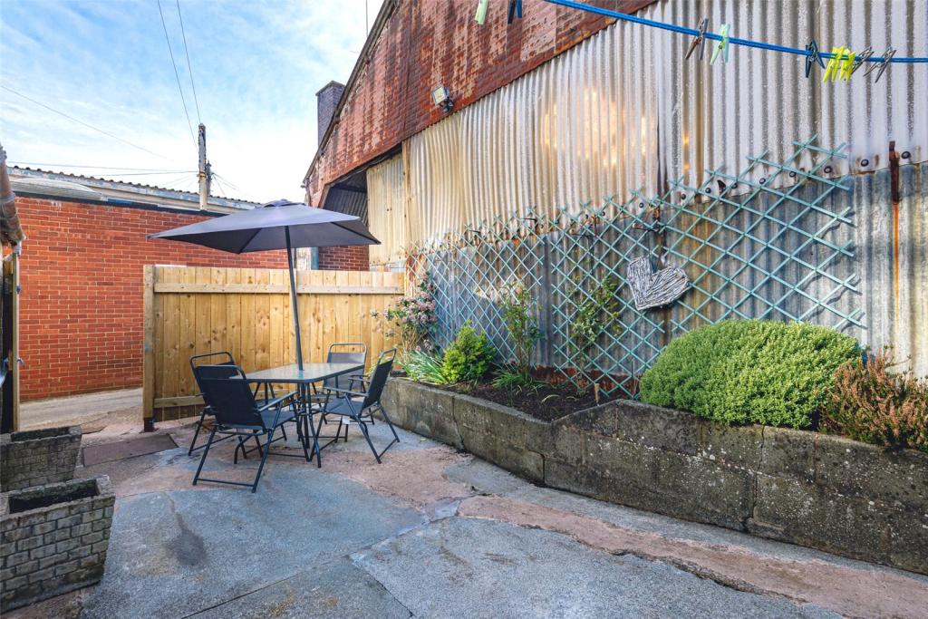 3 bedroom terraced house for sale in Long Bridge Street *, Llanidloes