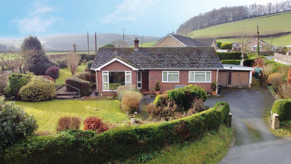 3 bedroom bungalow for sale in Felindre, Llanidloes, Powys, SY18