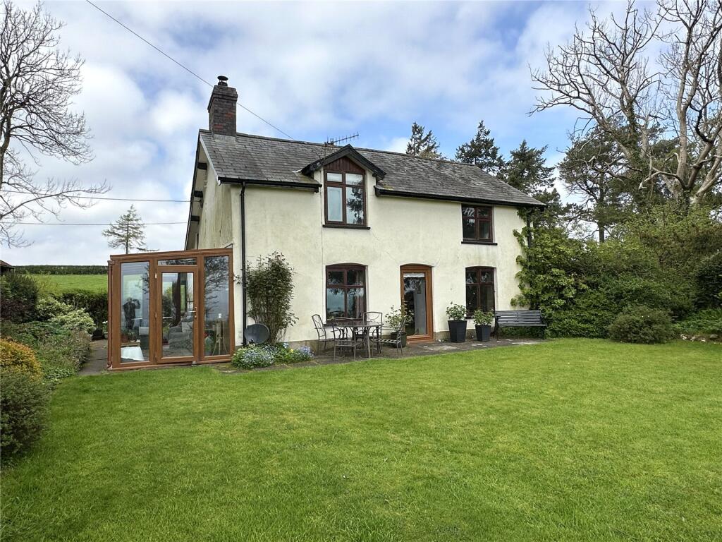 Main image of property: Cefn Road, Glyn-Brochan, Llanidloes, Powys, SY18