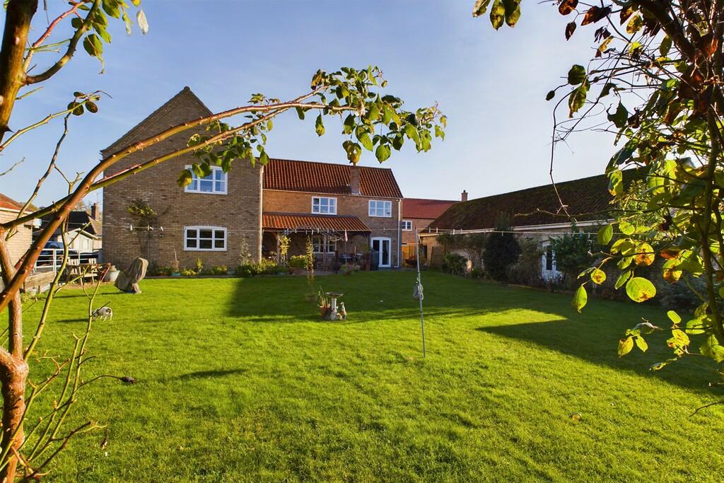 4 bedroom detached house for sale in Hythe Road, Methwold, IP26