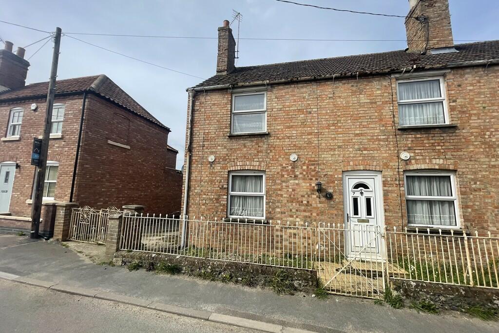 3 bedroom semidetached house for sale in Short Beck, Feltwell, IP26