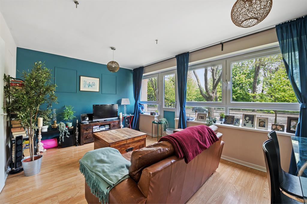 Main image of property: Queens Drive, London, N4