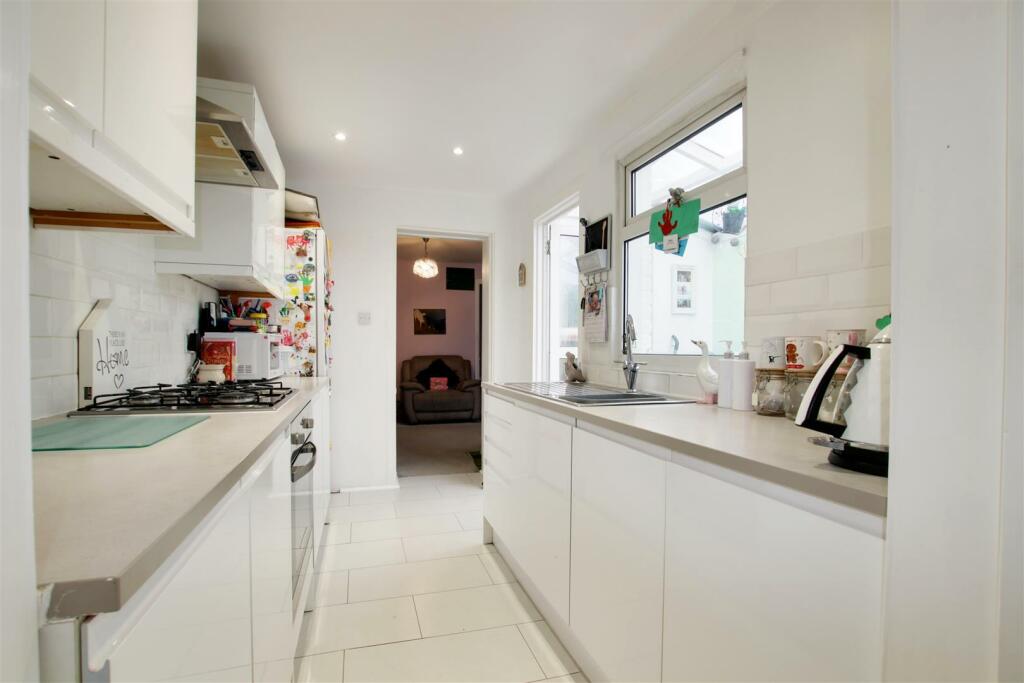 Main image of property: Amwell Street, Hoddesdon