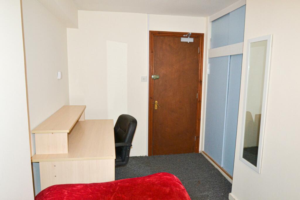 Additional property image - Kings Hedges Road, Cambridge, CB4