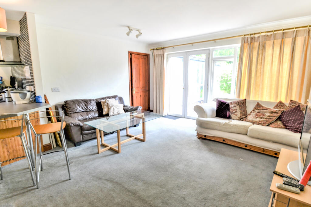 Additional property image - Kings Hedges Road, Cambridge, CB4