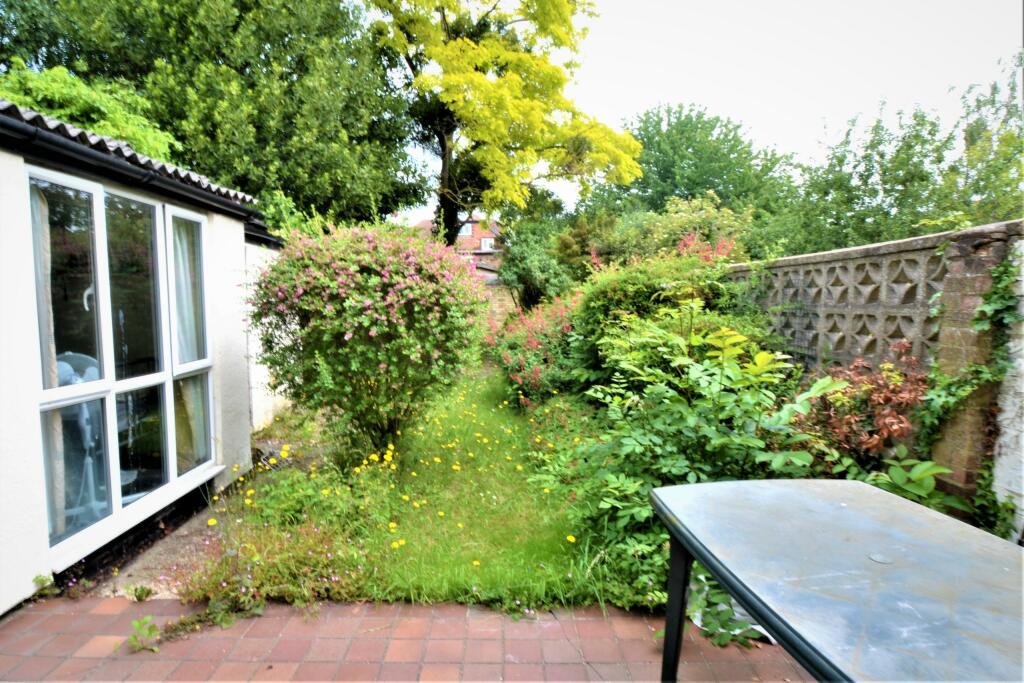 Additional property image - Kings Hedges Road, Cambridge, CB4
