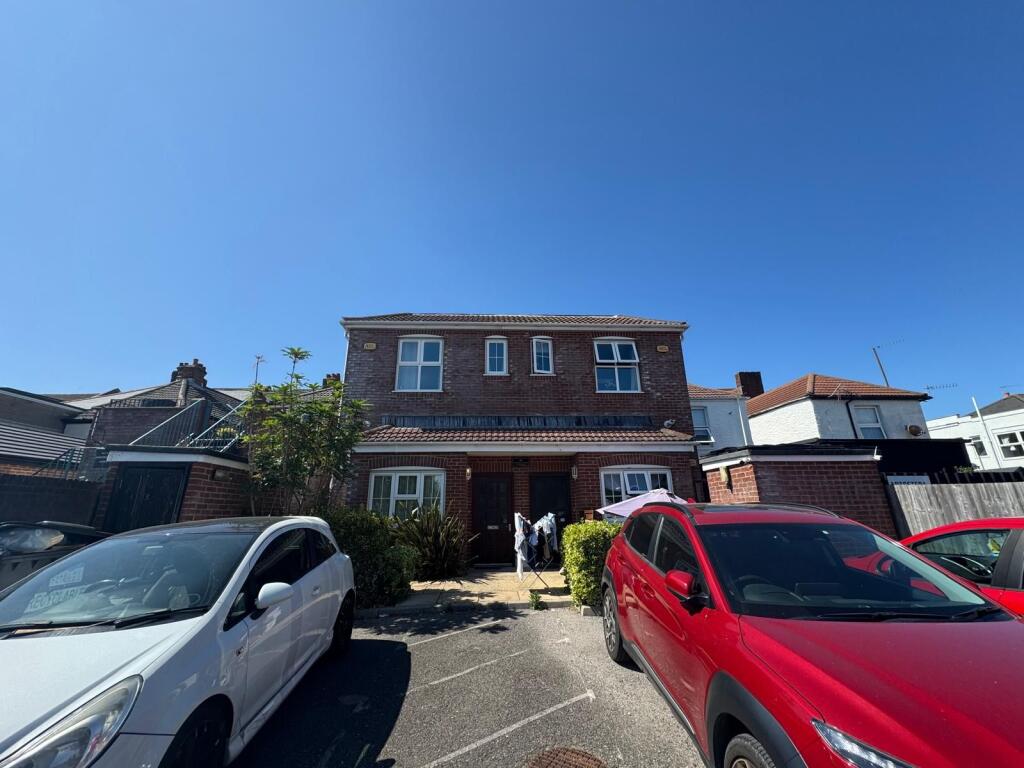 Main image of property: Christchurch Road, Bournemouth
