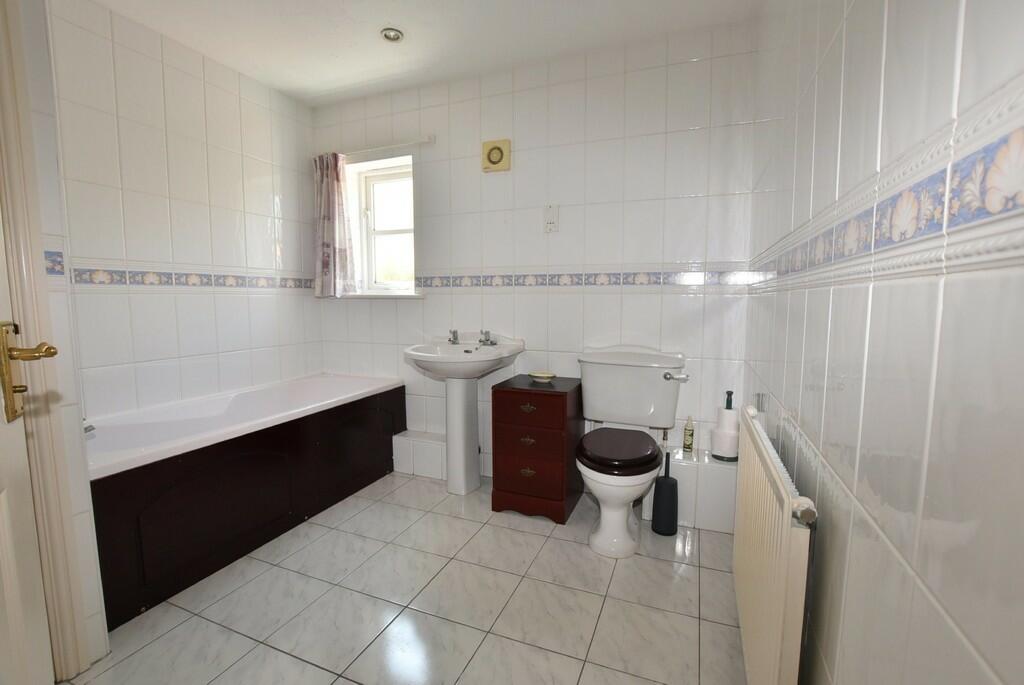 4 bedroom detached house for sale in Normans, Lavenham, CO10