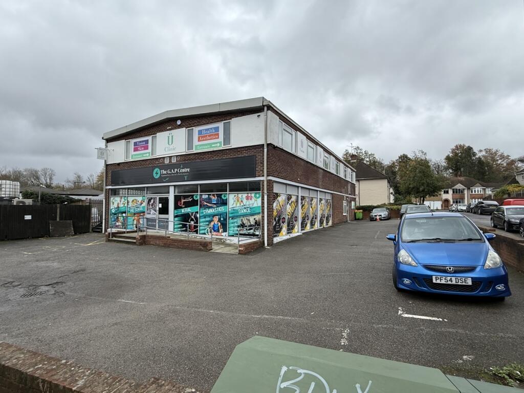 Main image of property: Unit 74 London Road, Riverhead, Sevenoaks, Kent, TN13