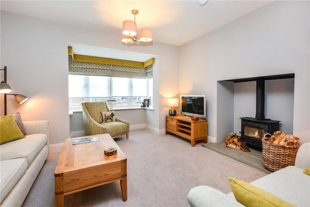 Mulgrave Properties,Lounge