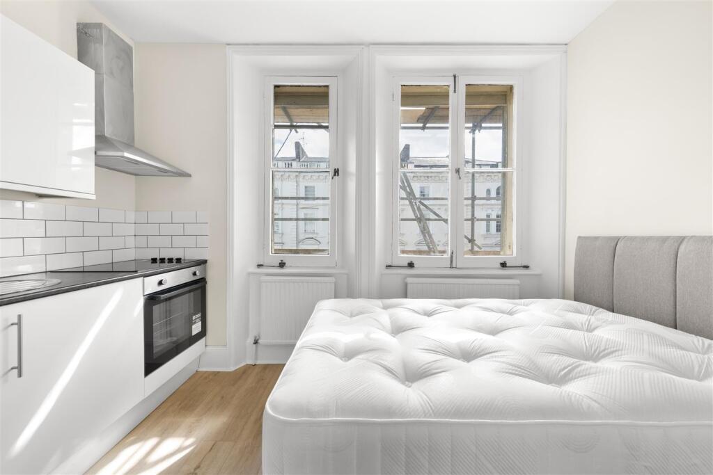 Main image of property: St Georges Drive, Pimlico, SW1V