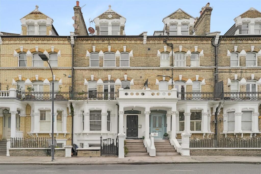 Main image of property: Gunterstone Road, West Kensington, W14