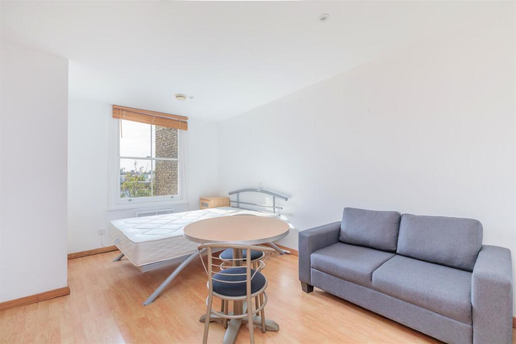 Main image of property: Linden Gardens, Bayswater / Notting Hill, W2
