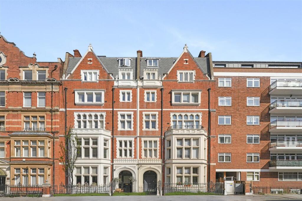 Main image of property: Palace Court, Notting Hill / Paddington, W2