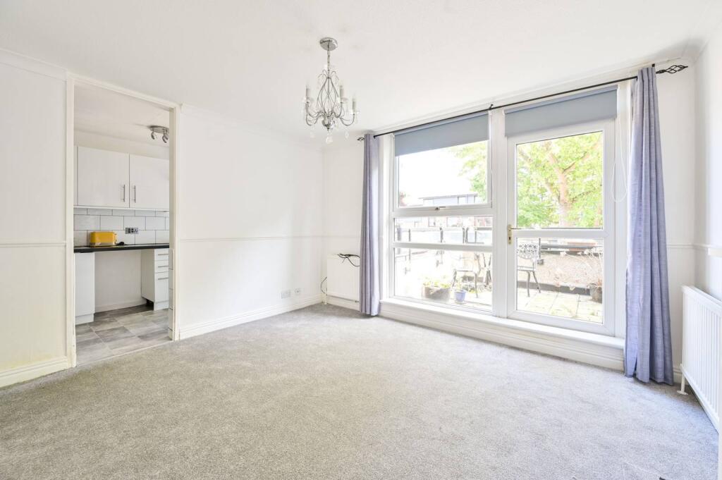 Main image of property: Huguenot Square, Peckham Rye, London, SE15