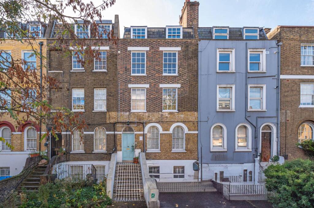 Main image of property: Queens Road, Peckham, London, SE15