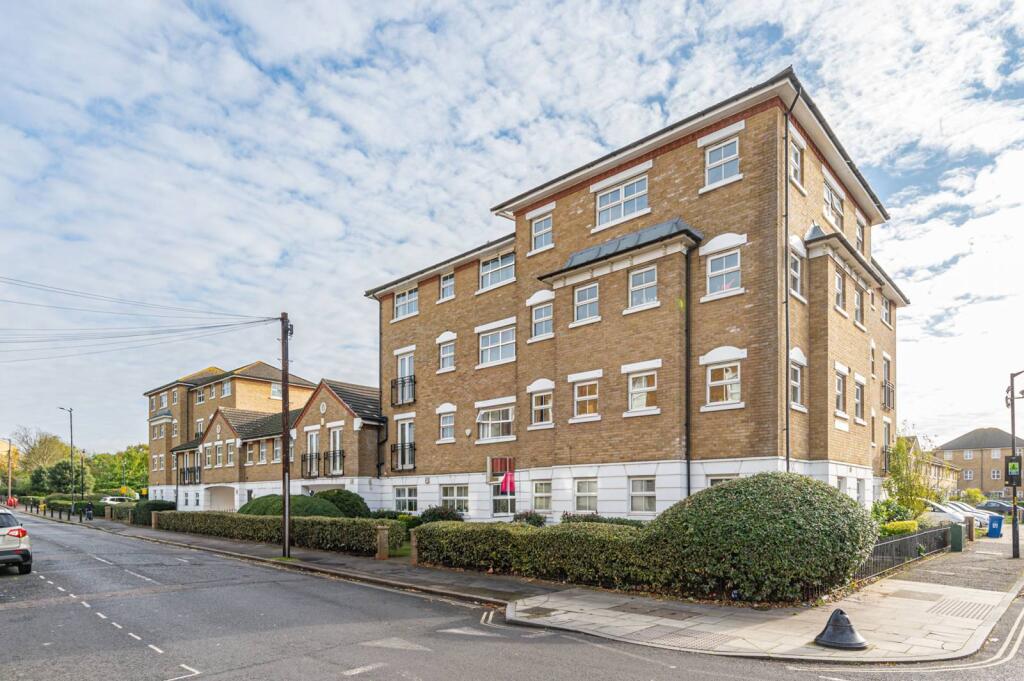 Main image of property: Commercial Way, Peckham, London, SE15