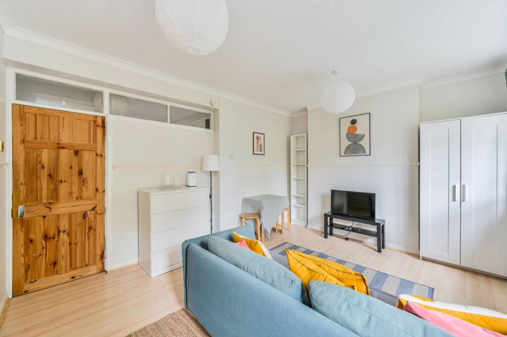 3 bedroom flat