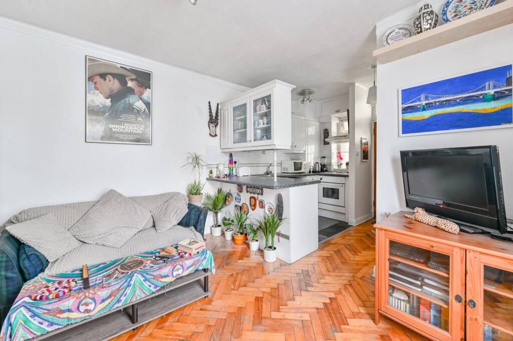 Main image of property: Hartington Court, Lansdowne Way, Stockwell, London, SW8