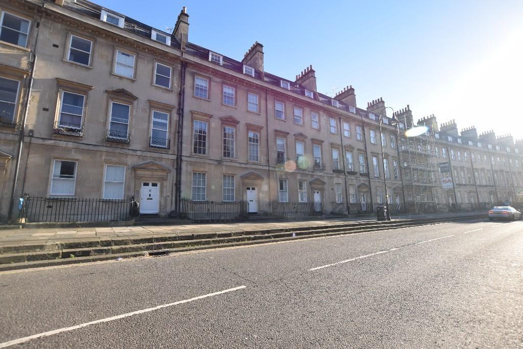Main image of property: Flat 1, 7 Paragon, Bath, Somerset, BA1